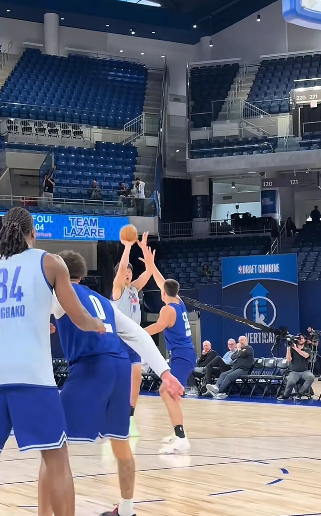 密尔沃基雄鹿最新消息 密尔沃基雄鹿最新消息